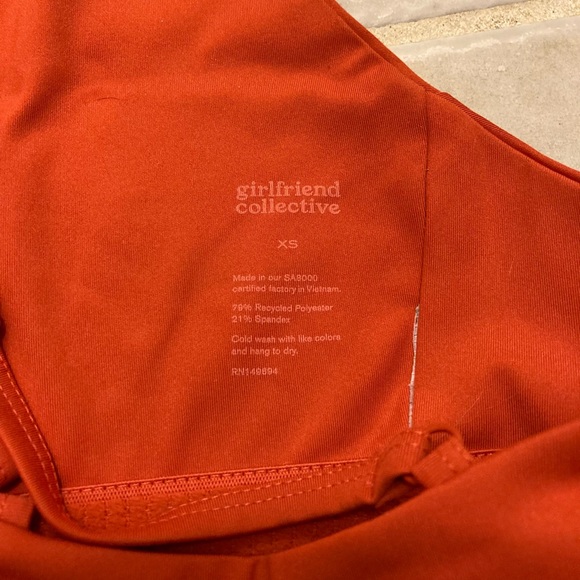 Girlfriend Collective Tart Topanga Sports Bra/Crop top - Picture 5 of 5